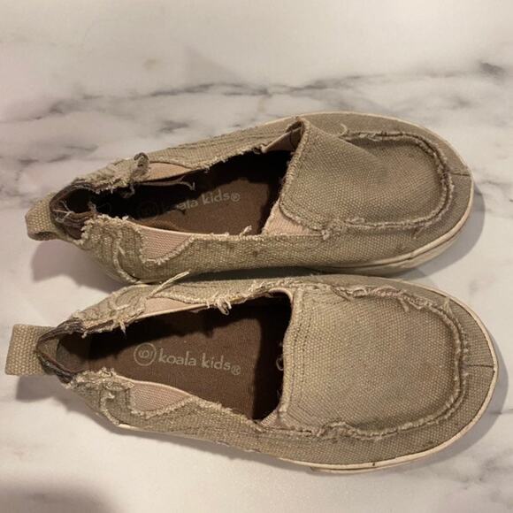 Koala Kids Tan Slip On Shoes Loafers Size 6 - Picture 2 of 4